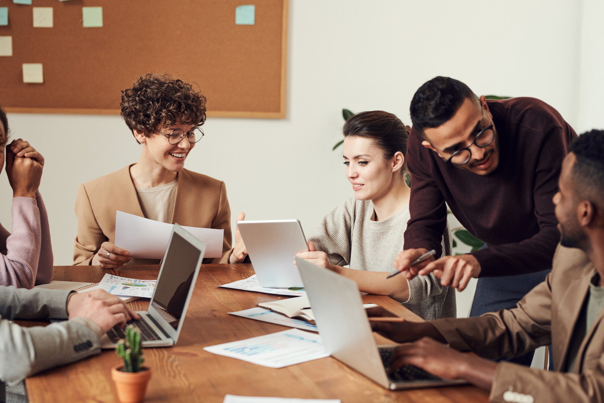 How to Select an HOA Management Company That's Right for Your Community